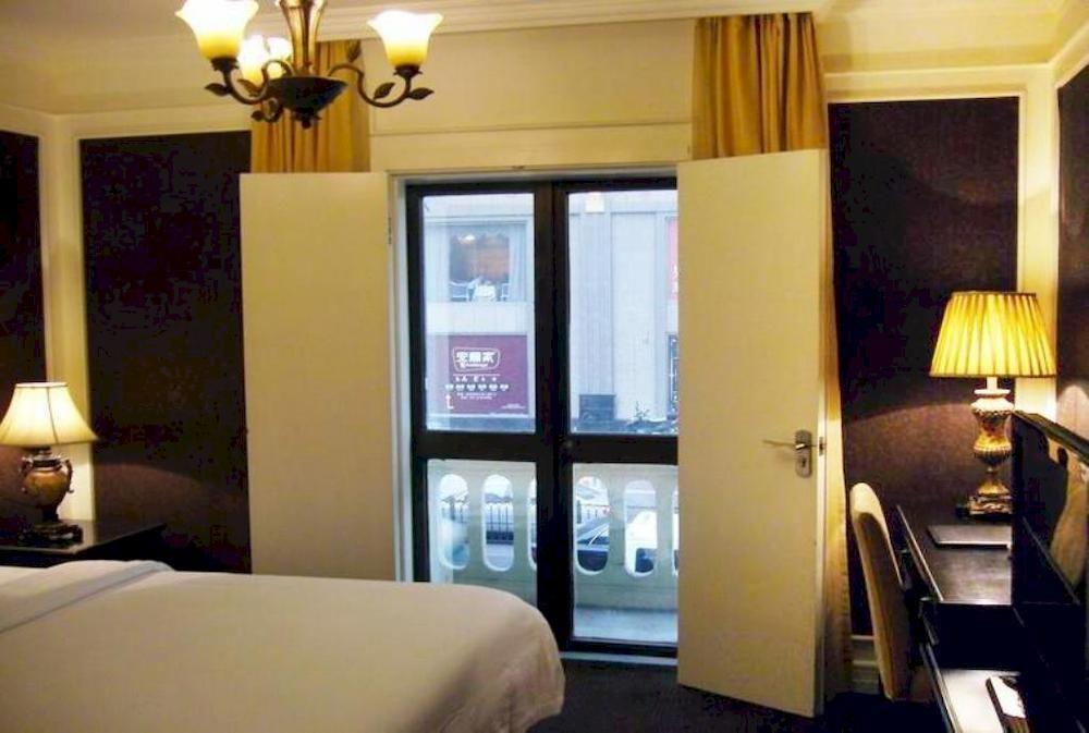 Manhattan Jinling Hotel Shanghai Exterior foto